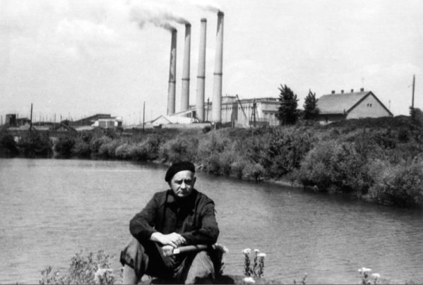 hamvasbela_industrial_happy_05